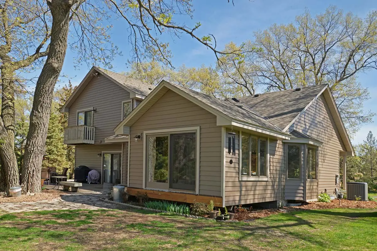 Roofing GAF Timberline Weathered Wood, Siding EDCO Entex Timber, CertainTeed Board and Batten Timber, CertainTeed Cedar Impressions Sawmill Rustic Blend, Windows Andersen 400 Series, Back