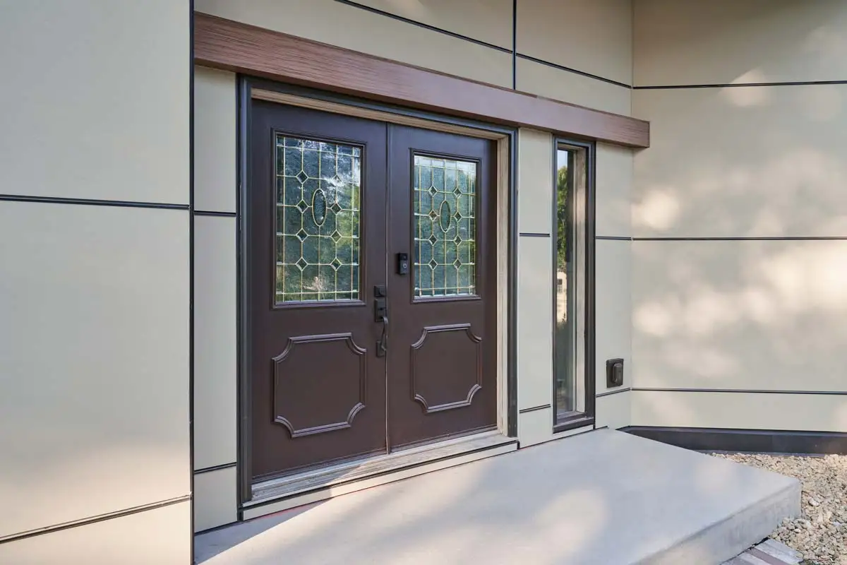 Siding Hardie Panel Cobblestone, Metal Soffits EDCO Prism Enduragrain Guiness, James Hardie Reveal Panel, Windows Lindsay Pinnacle, Door